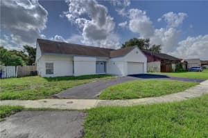 2801 Devonwood Ave, Miramar, FL 33025, Sold 01/24/23