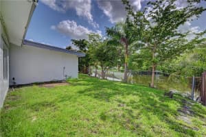 2801 Devonwood Ave, Miramar, FL 33025, Sold 01/24/23