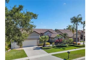 16373 NW 11th St, Pembroke Pines, FL 33028, Sold 07/25/22