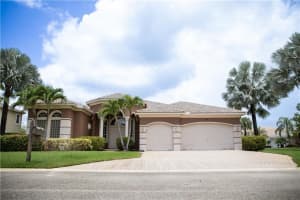 964 NW 118th Ln, Coral Springs, FL 33071, Sold 10/11/22