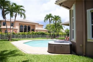 964 NW 118th Ln, Coral Springs, FL 33071, Sold 10/11/22