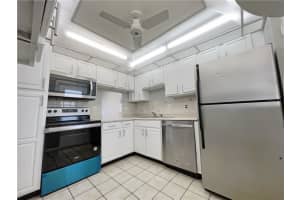 5500 NW 2nd Ave APT 617, Boca Raton, FL 33487, Sold 07/22/22