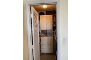 305 N Pompano Beach Blvd APT 1210, Pompano Beach, FL 33062, Sold 07/29/22