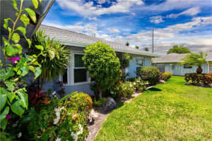 5327 Sandhurst Cir N, Lake Worth, FL 33463, Sold 07/13/22