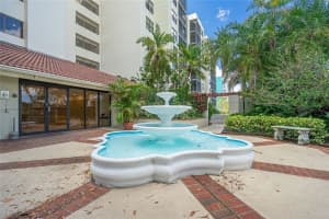 105 Lake Emerald Dr APT 305, Oakland Park, FL 33309, Sold 09/09/22