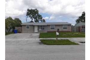 1396 SW 49th Ave, Plantation, FL 33317, Sold 09/14/22