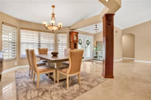 10141 SW 18th St, Davie, FL 33324, Sold 07/22/22