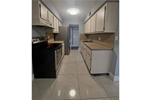 6190 Woodlands Blvd APT 213, Tamarac, FL 33319, Sold 08/11/22