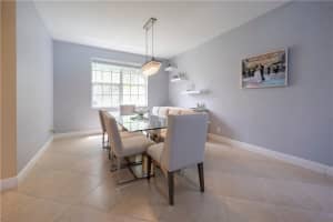 332 Cameron Dr, Weston, FL 33326, Sold 08/25/22