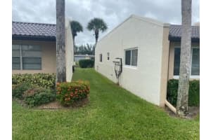 147 Lake Meryl Dr, West Palm Beach, FL 33411, Sold 10/17/22