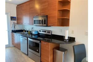 3250 NE 28th St APT 308, Fort Lauderdale, FL 33308, Sold 07/22/22