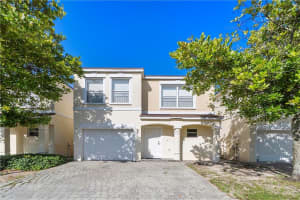 979 SW 15th St, Deerfield Beach, FL 33441, Sold 08/15/22