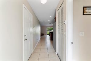 979 SW 15th St, Deerfield Beach, FL 33441, Sold 08/15/22