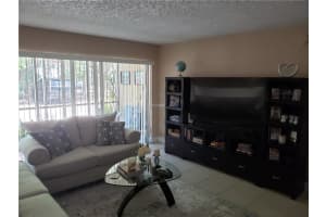 4235 N University Dr   112, Sunrise, FL 33351 Sold 10/07/22