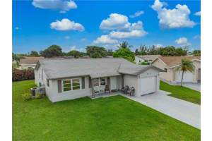 8110 NW 95th Ln, Tamarac, FL 33321, Sold 08/04/22