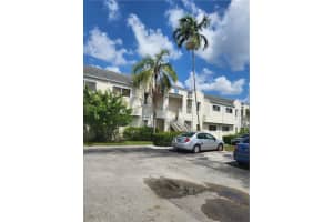 3477 NW 44th St APT 103, Lauderdale Lakes, FL 33309, Sold 08/31/22