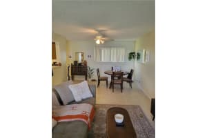 3477 NW 44th St APT 103, Lauderdale Lakes, FL 33309, Sold 08/31/22