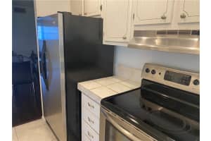 250 Layne Blvd APT 204, Hallandale Beach, FL 33009, Sold 07/26/22