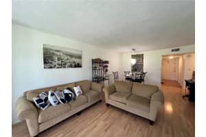 8411 Lagos De Campo Blvd APT 102U, Tamarac, FL 33321, Sold 08/26/22