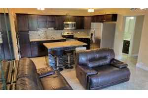 2151 NE 68th St APT 231, Fort Lauderdale, FL 33308, Sold 08/04/22