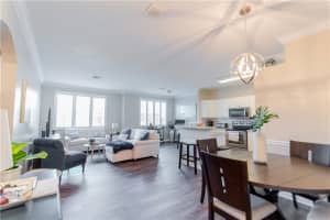 4704 SW 160th Ave APT 224, Miramar, FL 33027, Sold 07/28/22