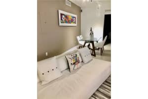 92 SW 3rd St APT 1606, Miami, FL 33130, Sold 07/28/22