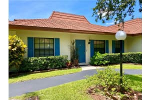 2358 SW 70th Way, Davie, FL 33317, Sold 11/02/22