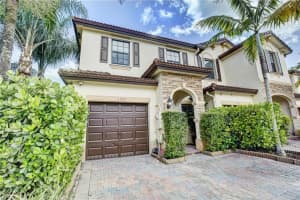 3768 NE 3rd Ct, Homestead, FL 33033, Sold 08/12/22