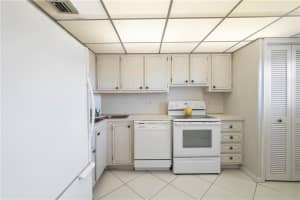 1523 E Hillsboro Blvd APT 537, Deerfield Beach, FL 33441, Sold 08/30/22
