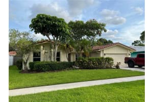 871 E Plantation Cir, Plantation, FL 33324, Sold 09/26/22