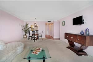 3900  Galt Ocean Drive   2814, Fort Lauderdale, FL 33308 Sold 09/15/22