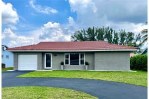 10203 NW 82nd St, Tamarac, FL 33321, Sold 08/09/22