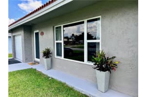 10203 NW 82nd St, Tamarac, FL 33321, Sold 08/09/22