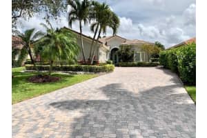 7427 Ironhorse Blvd, West Palm Beach, FL 33412, Sold 10/03/22