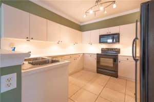 4445 SW 160th Ave APT 207, Miramar, FL 33027, Sold 08/04/22