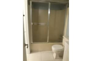 6031 Shaker Wood Cir APT 203, Tamarac, FL 33319, Sold 08/09/22