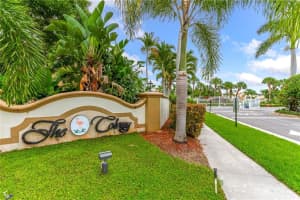 7694 Colony Palm Dr, Boynton Beach, FL 33436, Sold 08/12/22