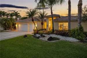 441 Montclaire Dr, Weston, FL 33326, Sold 08/11/22
