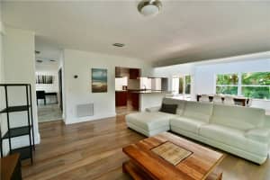 7610 Center Bay Dr, North Bay Village, FL 33141, Sold 09/29/22