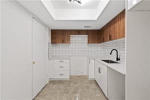 1200 SW 52nd Ave Apt 203-1, North Lauderdale, FL 33068, Sold 09/29/22