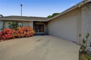 5972 Triphammer Rd, Lake Worth, FL 33463, Sold 08/26/22