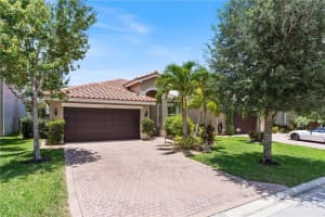 8283 Calabria Lakes Drive, Boynton Beach, FL 33473, Sold 08/04/22