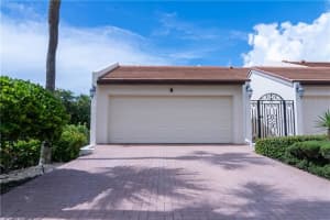 2717 N Ocean Blvd   8, Boca Raton, FL 33431 Sold 12/15/22