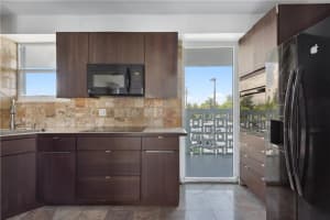 1900 S Ocean Dr APT 209, Fort Lauderdale, FL 33316, Sold 08/01/22