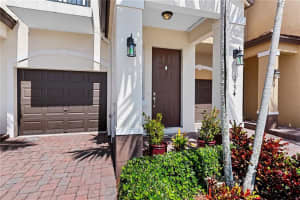 6934 Long Pine Cir, Coconut Creek, FL 33073, Sold 08/15/22