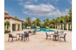 11751 SW 13th Ct, Pembroke Pines, FL 33025 Sold 11/07/22