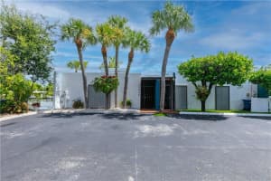 16420  Briar Patch Pl   16420, Miami Lakes, FL 33014 Sold 09/23/22