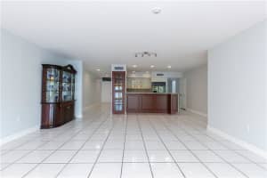 16420  Briar Patch Pl   16420, Miami Lakes, FL 33014 Sold 09/23/22