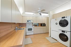 1281 NW 18th Ave 4 d, Delray Beach, FL 33445, Sold 08/08/22