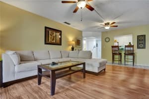 101 E McNab Rd APT 321, Pompano Beach, FL 33060, Sold 08/31/22